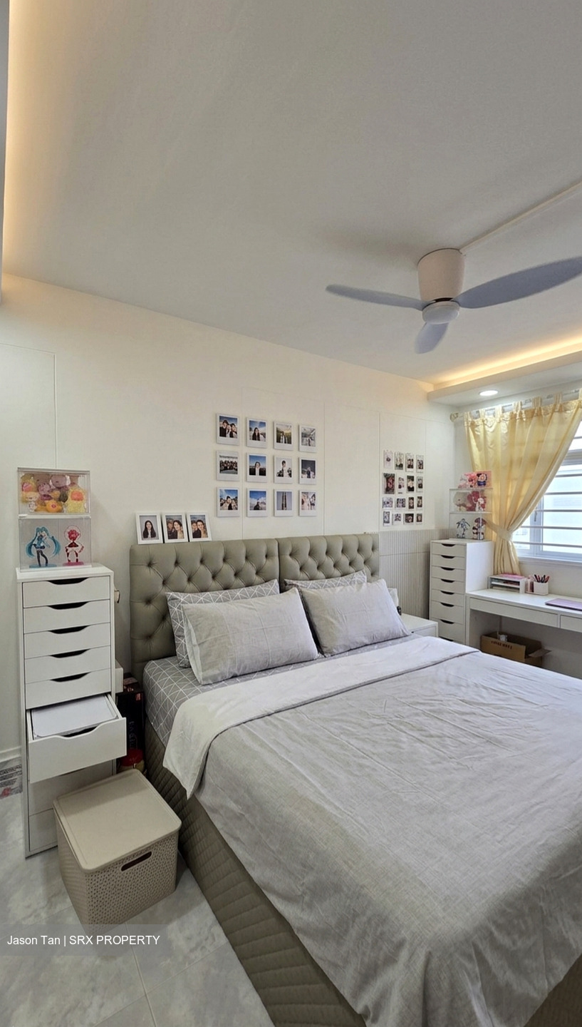 Blk 831 Jurong West Street 81 (Jurong West), HDB Executive #605951621